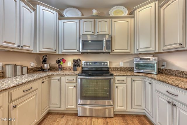 37 Vesta Sue Court, Jonesborough, TN 37659