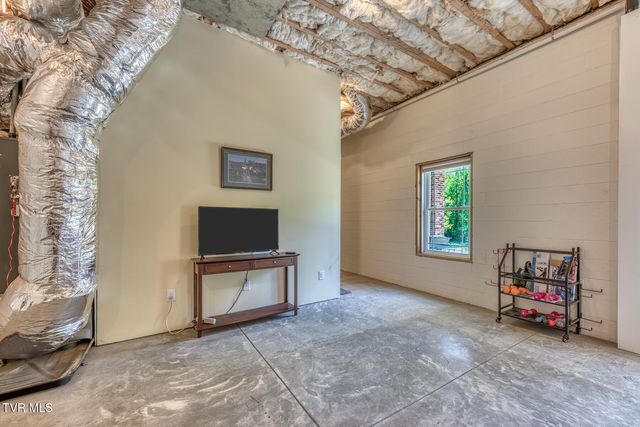 37 Vesta Sue Court, Jonesborough, TN 37659
