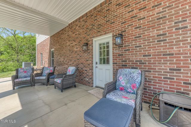 37 Vesta Sue Court, Jonesborough, TN 37659