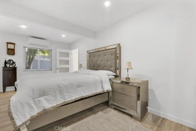 22736 Schoolcraft, West Hills, CA 91307