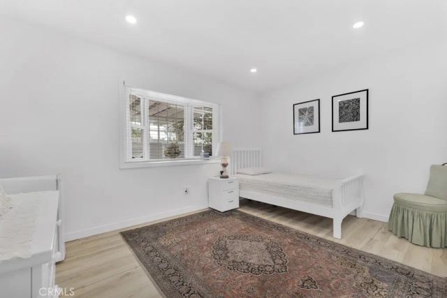 22736 Schoolcraft, West Hills, CA 91307