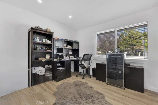 22736 Schoolcraft, West Hills, CA 91307