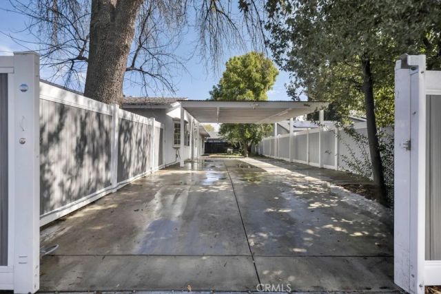 22736 Schoolcraft, West Hills, CA 91307
