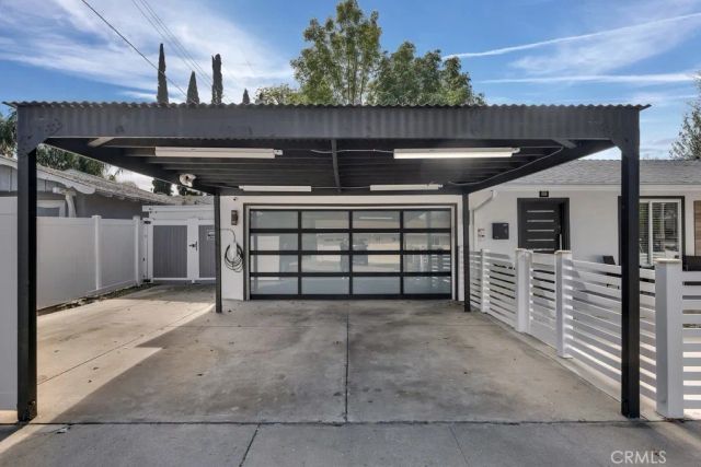 22736 Schoolcraft, West Hills, CA 91307