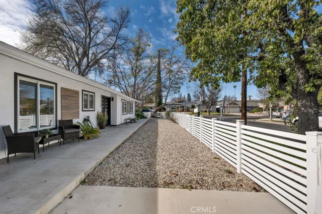 22736 Schoolcraft, West Hills, CA 91307