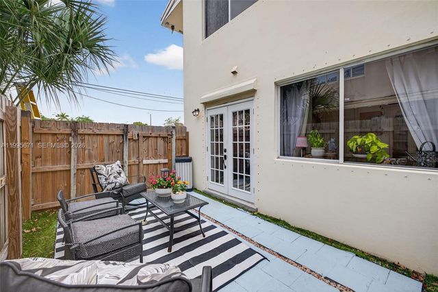 4525 NE 21st Avenue 1, Fort Lauderdale, FL 33308