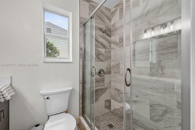 4525 NE 21st Avenue 1, Fort Lauderdale, FL 33308