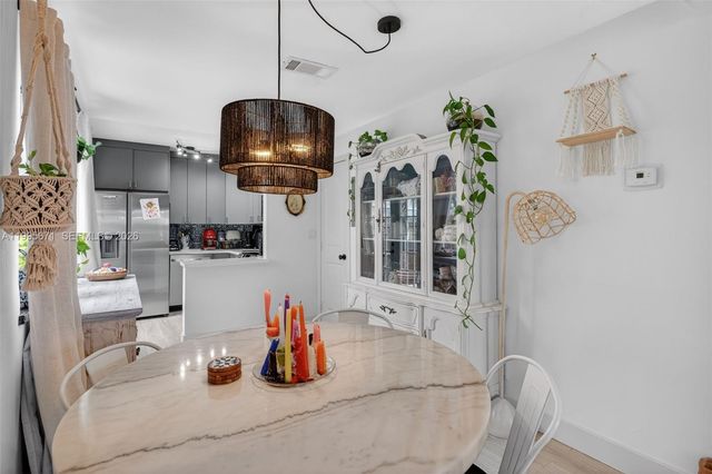 4525 NE 21st Avenue 1, Fort Lauderdale, FL 33308