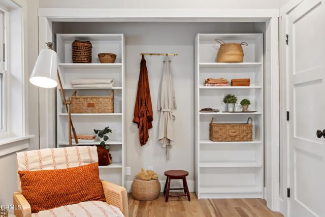 813 Santa Ana Boulevard, Oak View, CA 93022