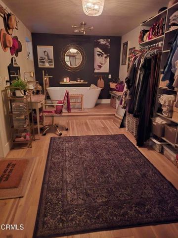 813 Santa Ana Boulevard, Oak View, CA 93022