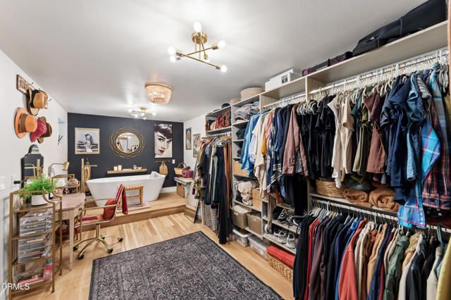 813 Santa Ana Boulevard, Oak View, CA 93022