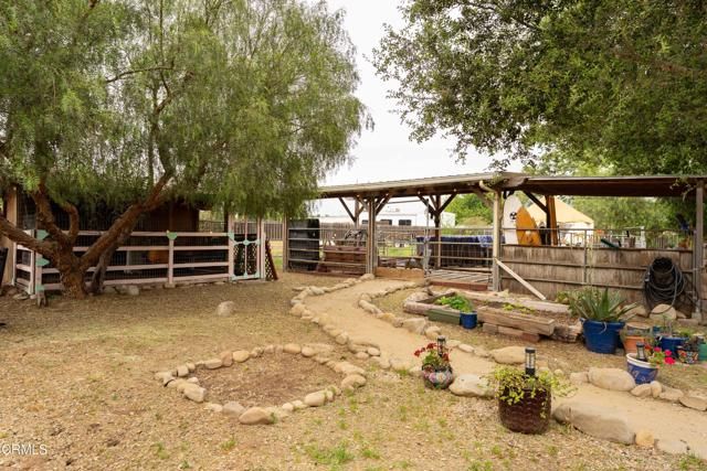 813 Santa Ana Boulevard, Oak View, CA 93022