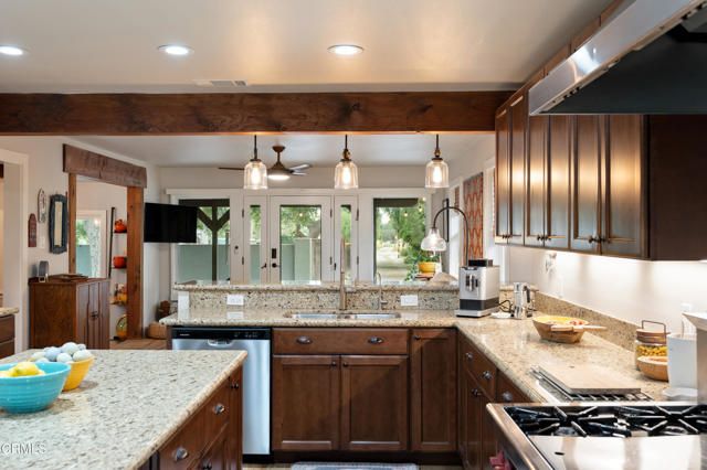 813 Santa Ana Boulevard, Oak View, CA 93022