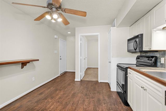 12900 Walden Road 513, Montgomery, TX 77356