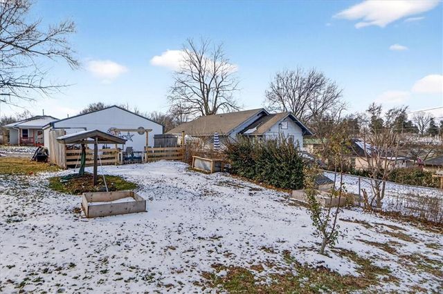 2108 Madison Street, Lexington, MO 64067