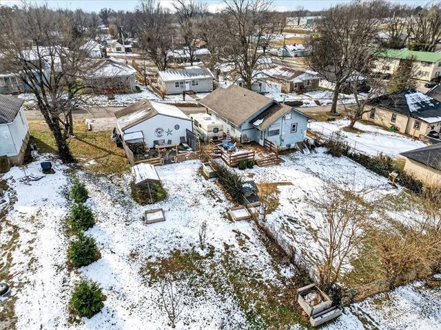 2108 Madison Street, Lexington, MO 64067