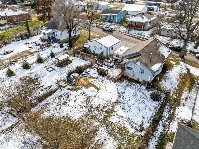 2108 Madison Street, Lexington, MO 64067