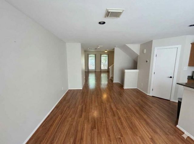 1253 W 17th Street, Houston, TX 77008