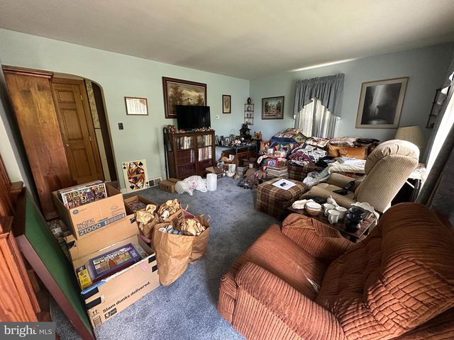 4415 GUITNER ROAD, Chambersburg, PA 17202