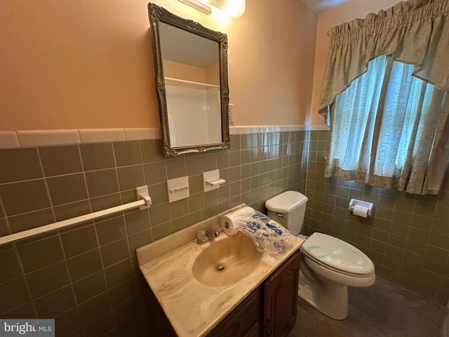 4415 GUITNER ROAD, Chambersburg, PA 17202