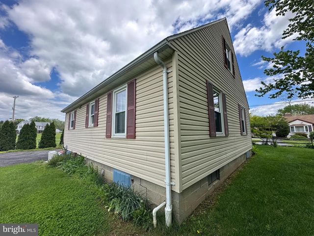 4415 GUITNER ROAD, Chambersburg, PA 17202