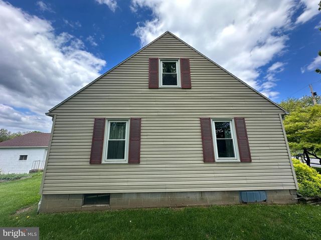 4415 GUITNER ROAD, Chambersburg, PA 17202
