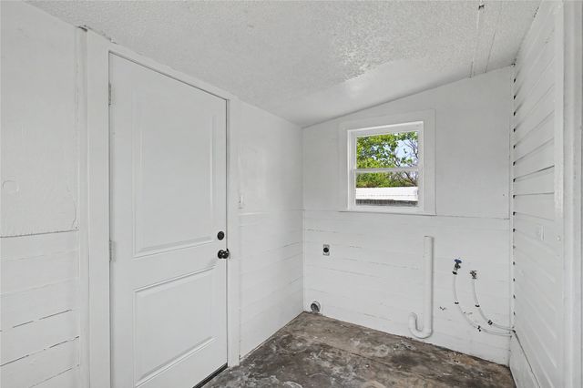 316 W 4th Terrace, Springtown, TX 76082