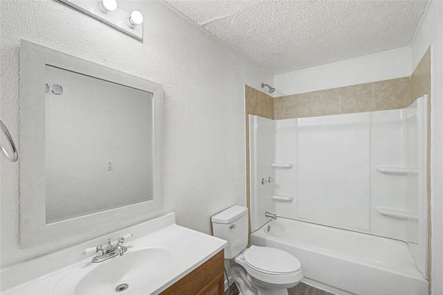 316 W 4th Terrace, Springtown, TX 76082