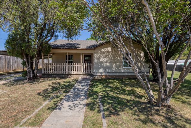 316 W 4th Terrace, Springtown, TX 76082