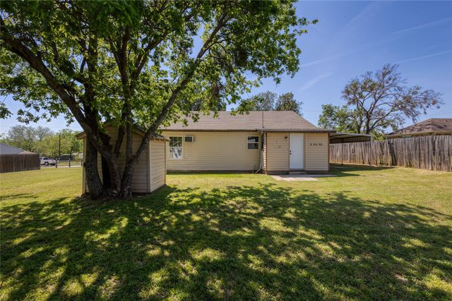 316 W 4th Terrace, Springtown, TX 76082