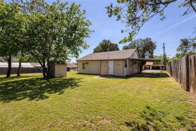 316 W 4th Terrace, Springtown, TX 76082