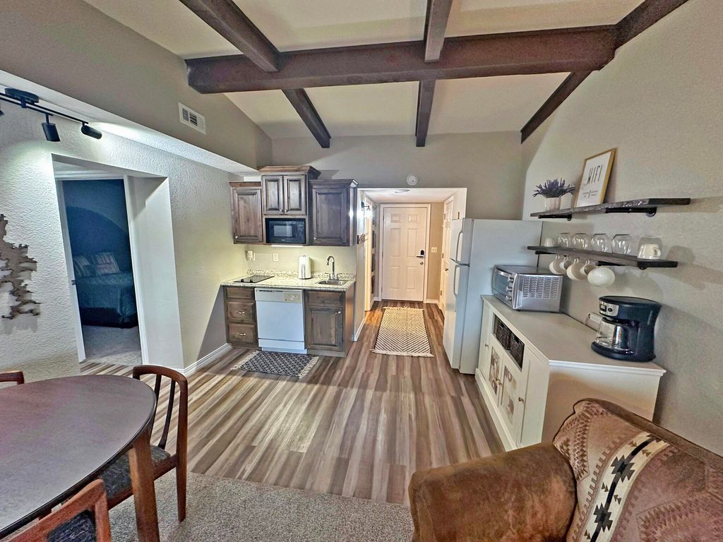 70 Kimberling Crossing Drive 206-207, Kimberling City, MO 65686