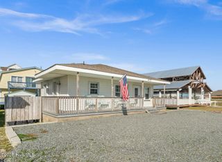 417 N Shore Drive, Holly Ridge, NC 28445