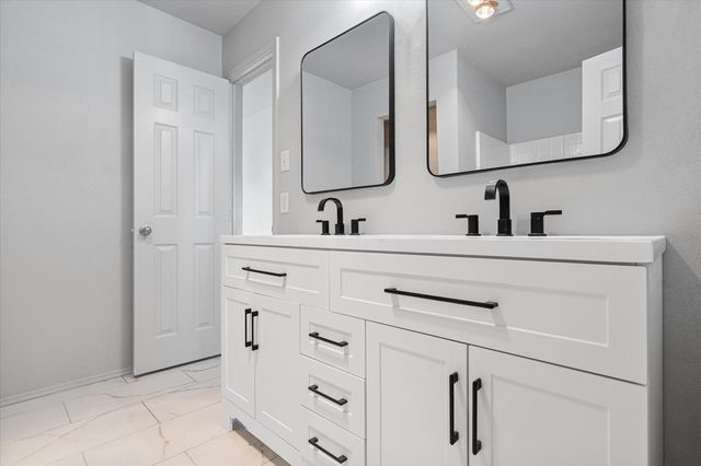 5010 Hanover Street, Lubbock, TX 79416