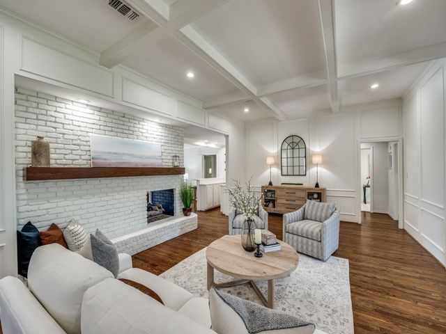 9614 Windy Crest Court, Dallas, TX 75243