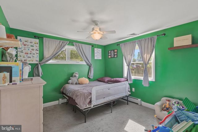 19 MADISON RD, Willow Grove, PA 19090