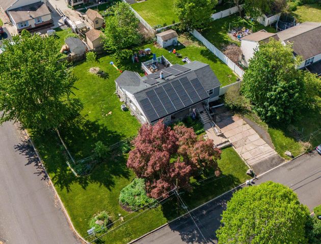 19 MADISON RD, Willow Grove, PA 19090