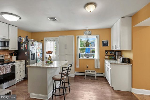 19 MADISON RD, Willow Grove, PA 19090