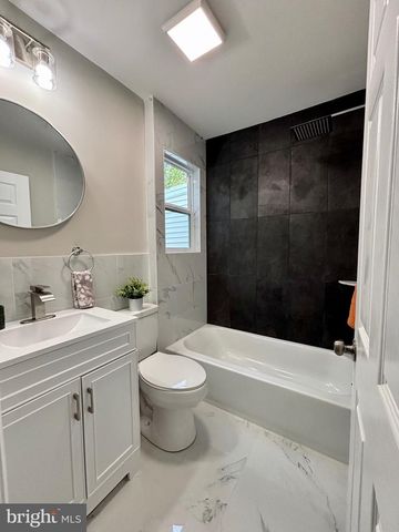 315 E 13TH ST, Wilmington, DE 19801