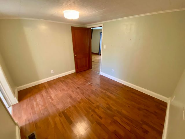 136 State Garage Road, Stearns, KY 42647