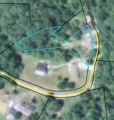 136 State Garage Road, Stearns, KY 42647