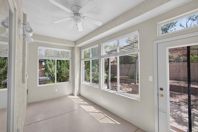 160 Zuni River Circle SW, Los Lunas, NM 87031