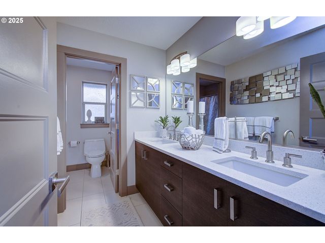 1902 N 18TH Ct, Washougal, WA 98671