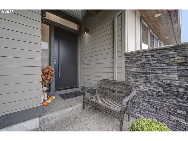 1902 N 18TH Ct, Washougal, WA 98671