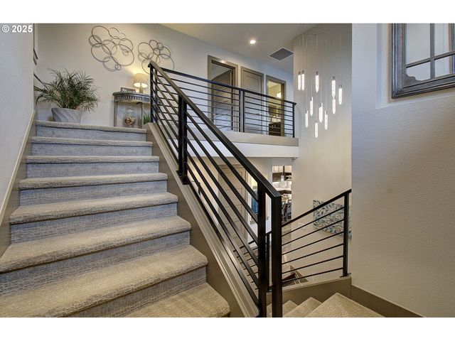 1902 N 18TH Ct, Washougal, WA 98671