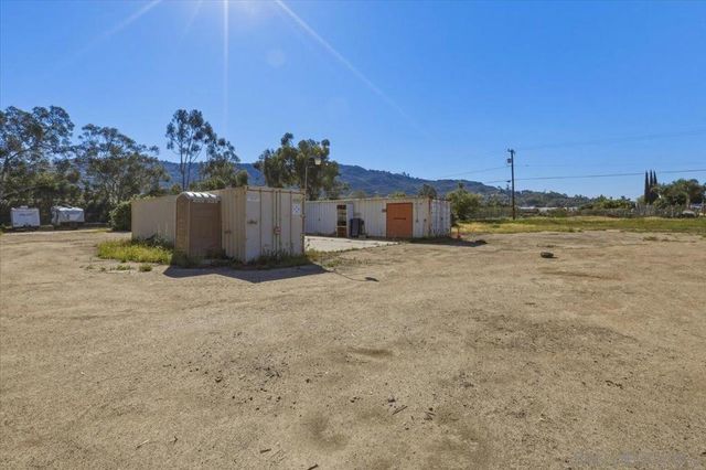 5461 Rainbow Creek, Fallbrook, CA 92028