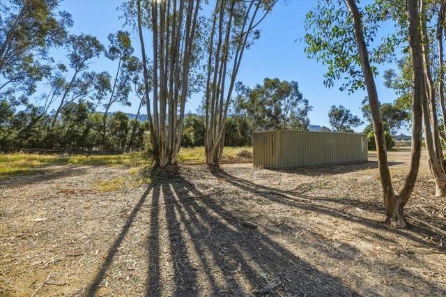 5461 Rainbow Creek, Fallbrook, CA 92028