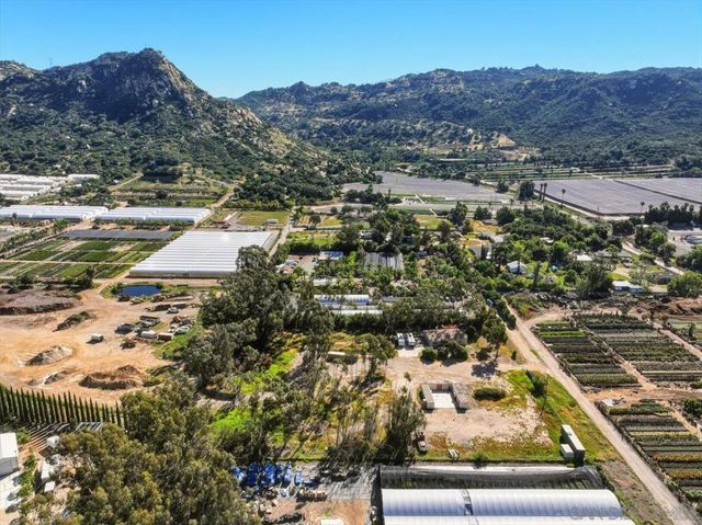 5461 Rainbow Creek, Fallbrook, CA 92028