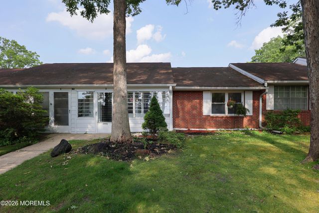 62D Buckingham Drive, Lakewood, NJ 08701