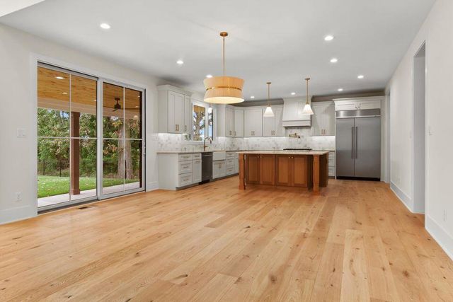 9358 Sweetspire Place, St. John, IN 46373